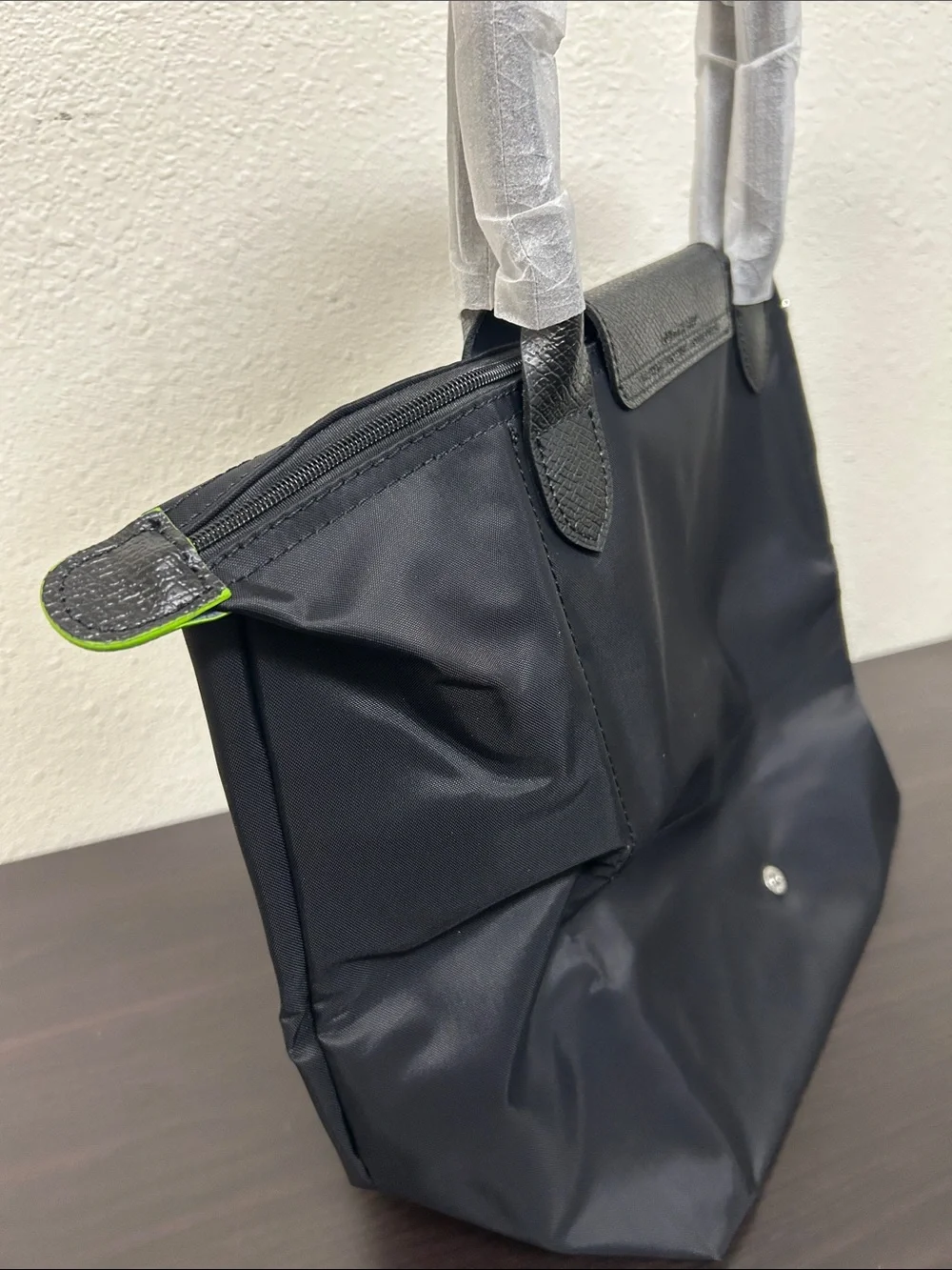Longchamp Large  Black Nylon Tote with Leather Trim(size:17✖️10)